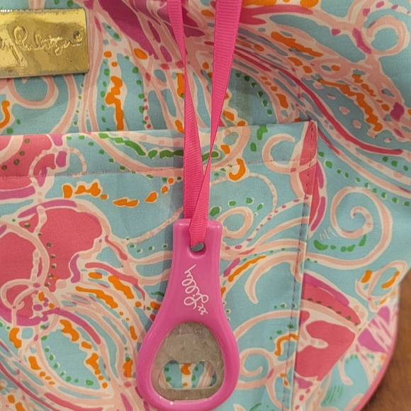Lilly Pulitzer Set insulated Cooler and Cooler Tote with coozie and wine sleeve - Picture 6 of 9